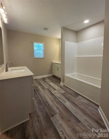 810 Long Street, Albemarle, NC 28001
