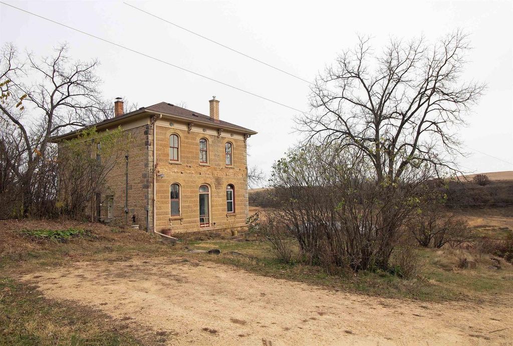 3120 County Road K, Barneveld, WI 53507