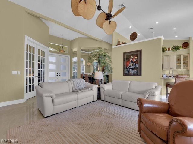 802 SW 56th ST, Cape Coral, FL 33914