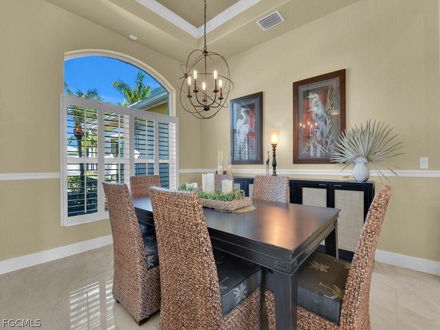 802 SW 56th ST, Cape Coral, FL 33914