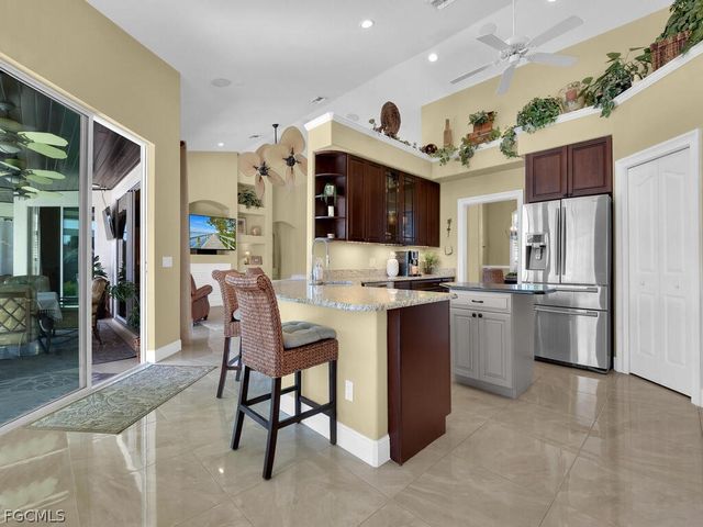 802 SW 56th ST, Cape Coral, FL 33914