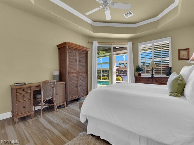 802 SW 56th ST, Cape Coral, FL 33914