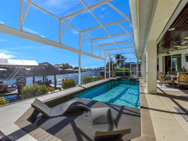 802 SW 56th ST, Cape Coral, FL 33914