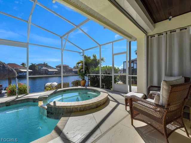 802 SW 56th ST, Cape Coral, FL 33914