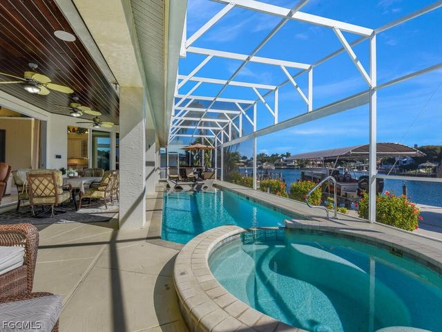 802 SW 56th ST, Cape Coral, FL 33914