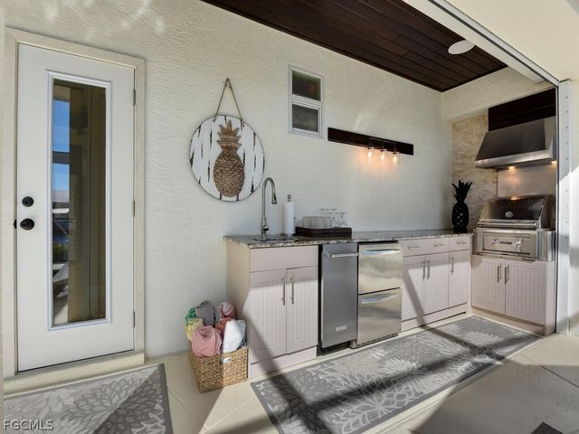 802 SW 56th ST, Cape Coral, FL 33914