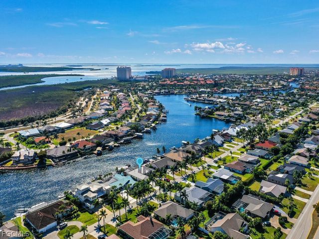 802 SW 56th ST, Cape Coral, FL 33914