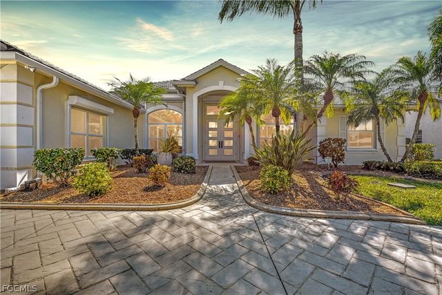 802 SW 56th ST, Cape Coral, FL 33914