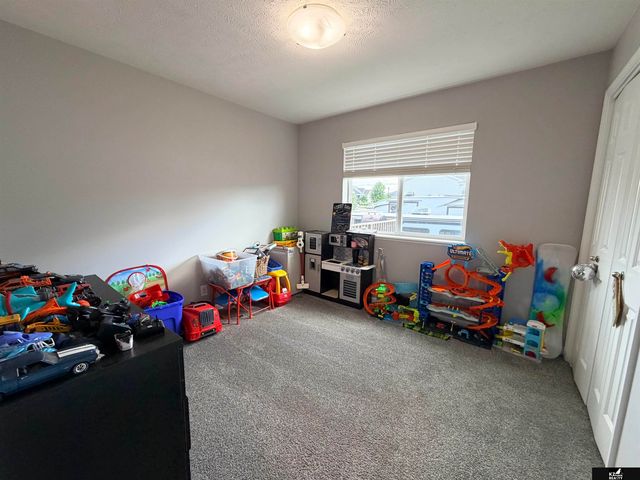 1651 Torreys Drive, Lincoln, NE 68521