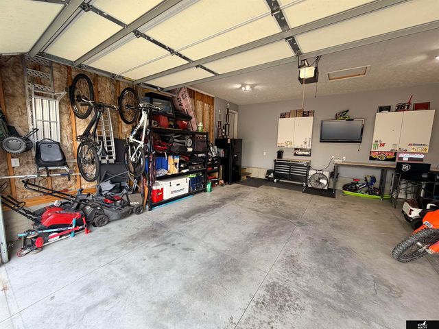1651 Torreys Drive, Lincoln, NE 68521