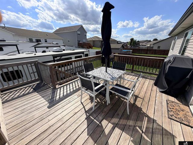 1651 Torreys Drive, Lincoln, NE 68521