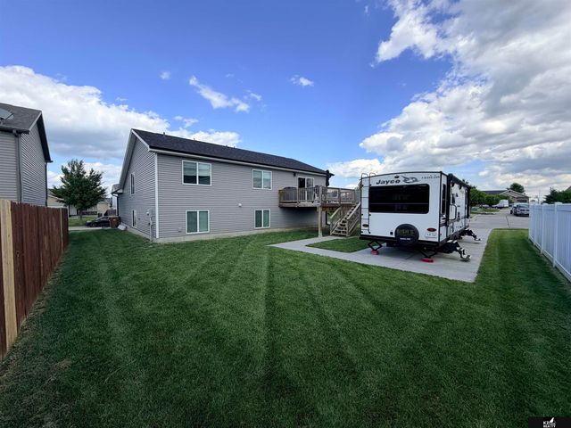 1651 Torreys Drive, Lincoln, NE 68521