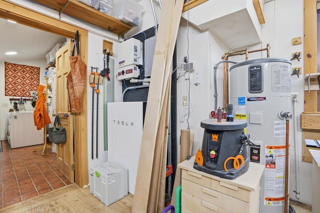 186 Hackleboro Road, Canterbury, NH 03224