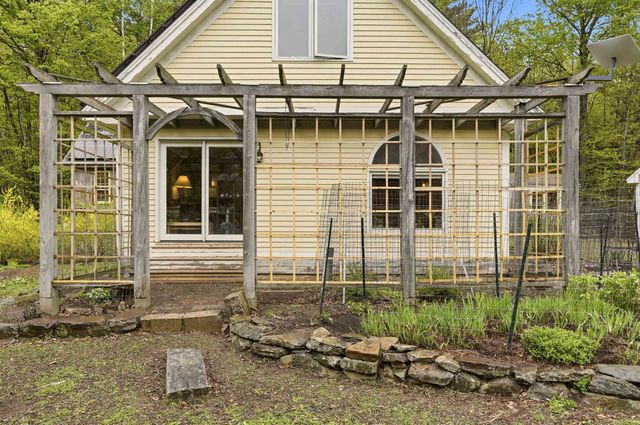 186 Hackleboro Road, Canterbury, NH 03224