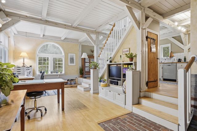 186 Hackleboro Road, Canterbury, NH 03224