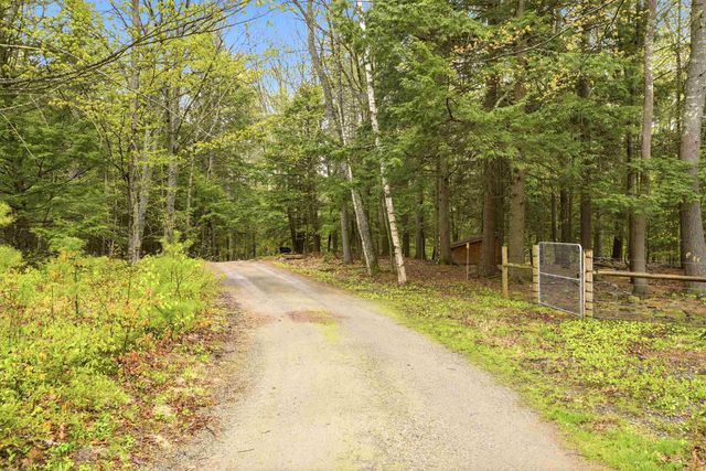 186 Hackleboro Road, Canterbury, NH 03224