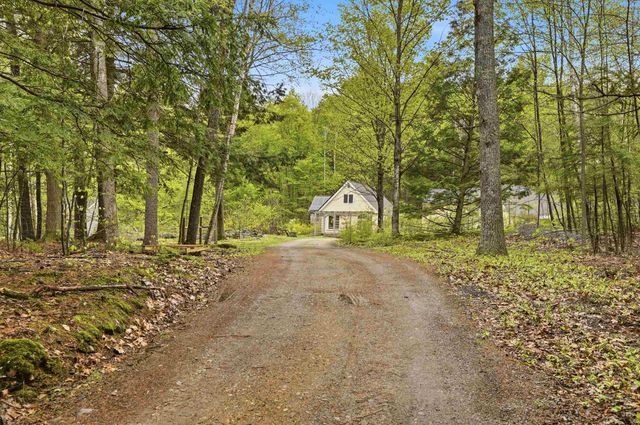 186 Hackleboro Road, Canterbury, NH 03224
