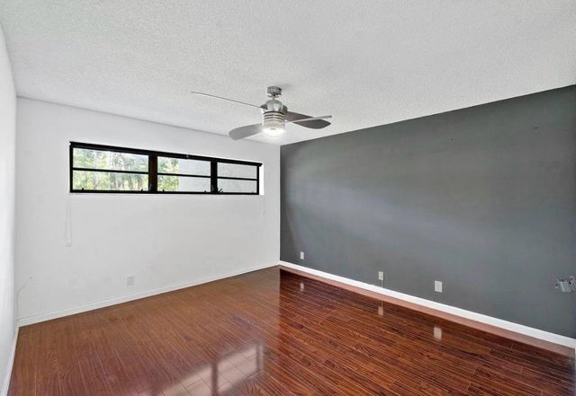 7675 NW 79th Avenue 114, Tamarac, FL 33321