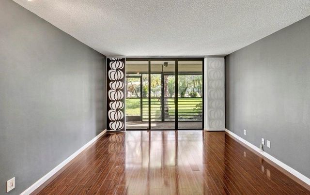 7675 NW 79th Avenue 114, Tamarac, FL 33321