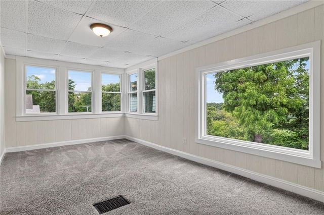 3304 W COLEMAN Road, Kansas City, MO 64111
