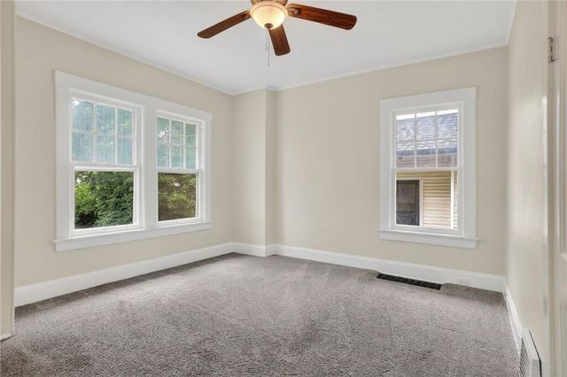 3304 W COLEMAN Road, Kansas City, MO 64111