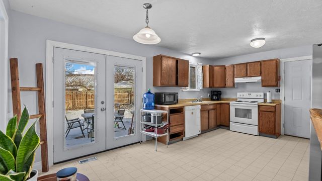 3317 S Highland Drive, Clifton, CO 81520