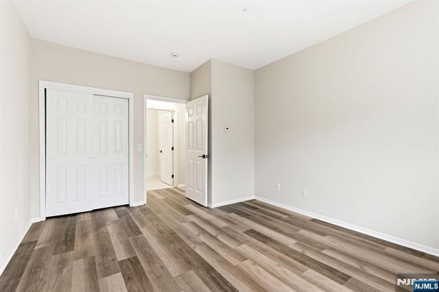 1208 Richmond 208, West Milford, NJ 07480