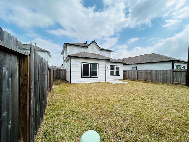 11615 Gristmill Grange Drive, Crosby, TX 77532