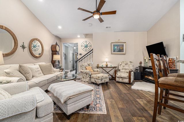 2480 Goldfinch Dr., Myrtle Beach, SC 29577