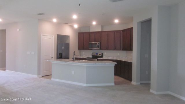 1035 Potenza Drive, West Melbourne, FL 32904