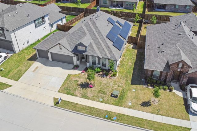 326 W Autumn Hill Bluff, Lavon, TX 75166