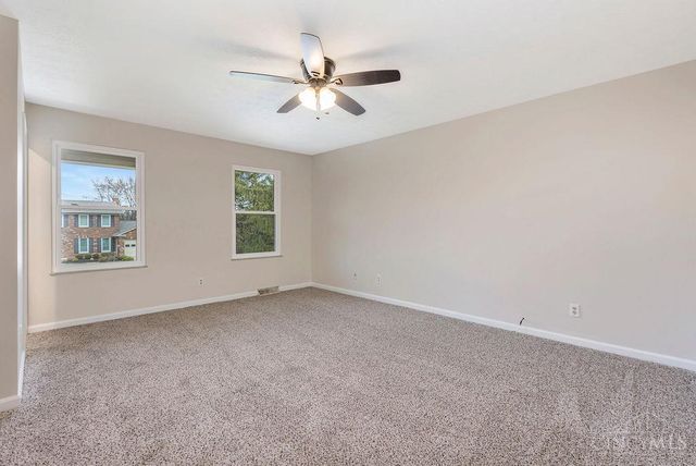 9301 Sunderland Way, West Chester, OH 45069