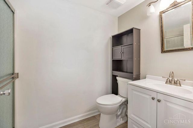 9301 Sunderland Way, West Chester, OH 45069