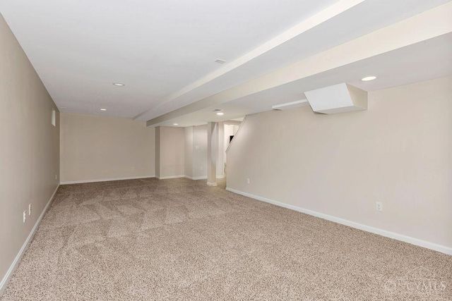 9301 Sunderland Way, West Chester, OH 45069