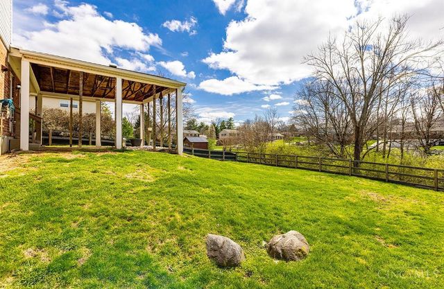 9301 Sunderland Way, West Chester, OH 45069