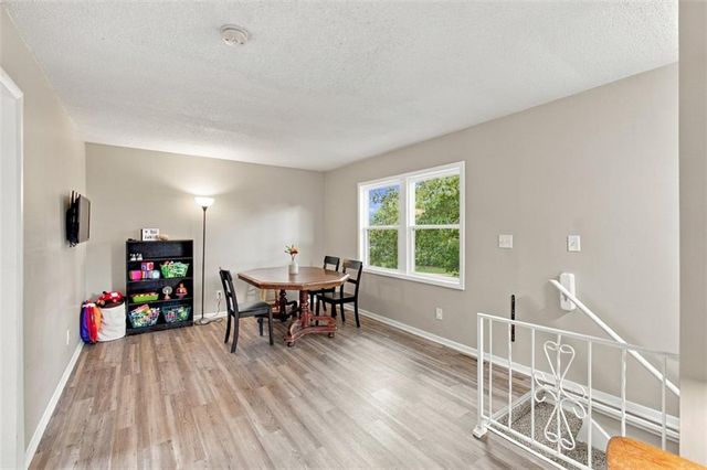 11810 W 79TH Street, Lenexa, KS 66214