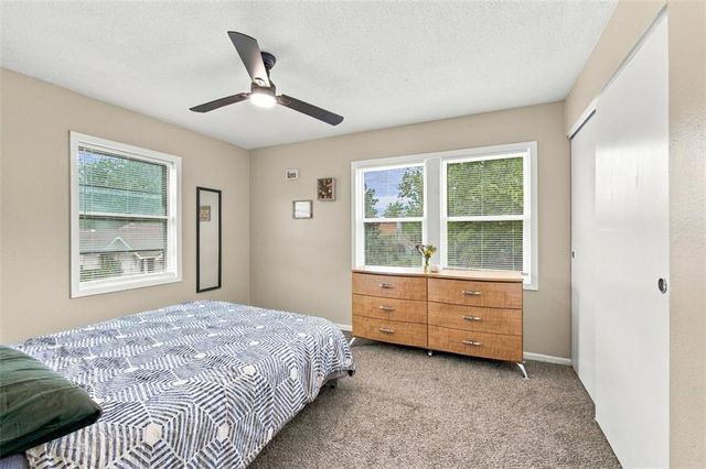11810 W 79TH Street, Lenexa, KS 66214