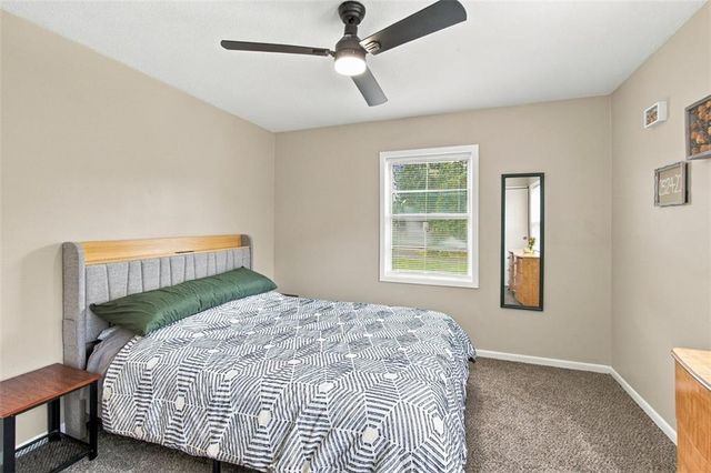 11810 W 79TH Street, Lenexa, KS 66214