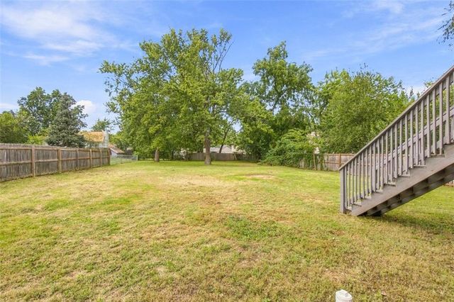 11810 W 79TH Street, Lenexa, KS 66214