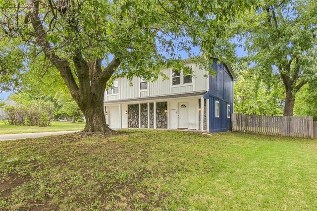 11810 W 79TH Street, Lenexa, KS 66214