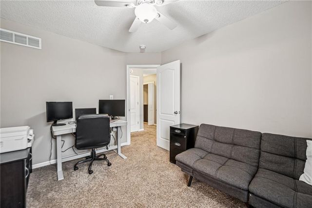 5501 NW 90th Street, Kansas City, MO 64154