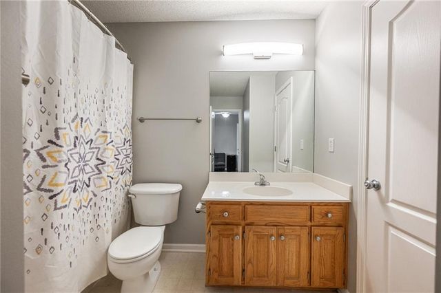 5501 NW 90th Street, Kansas City, MO 64154