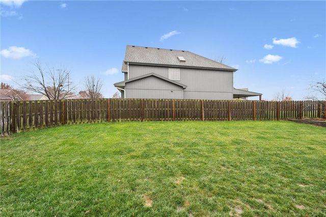 5501 NW 90th Street, Kansas City, MO 64154