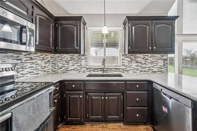 5501 NW 90th Street, Kansas City, MO 64154