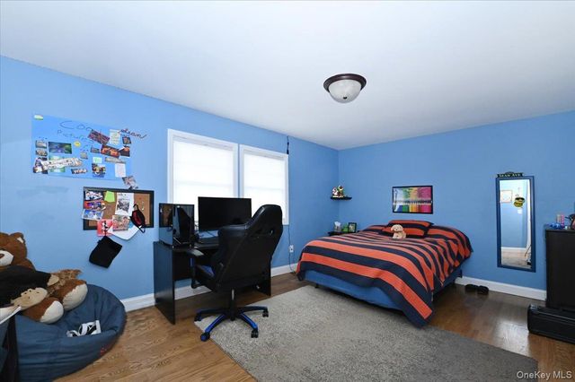 62 S Bay Avenue, Massapequa, NY 11758