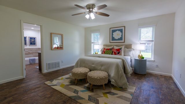 904 Meadowlark Lane, Granbury, TX 76048