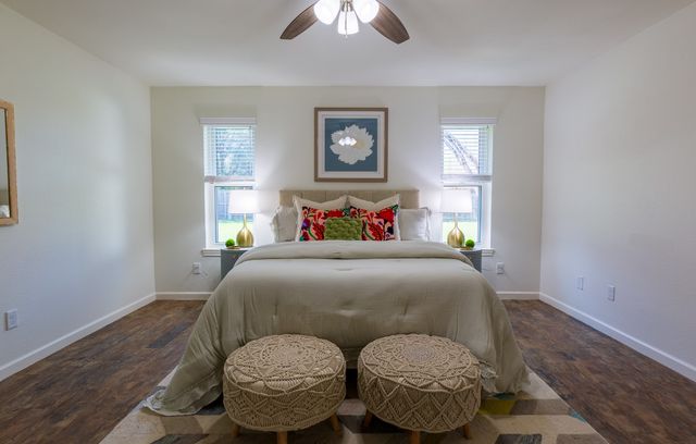 904 Meadowlark Lane, Granbury, TX 76048