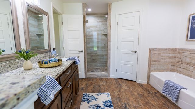 904 Meadowlark Lane, Granbury, TX 76048