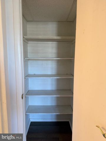 23-6 FLORENCE TOLLGATE, Florence, NJ 08518