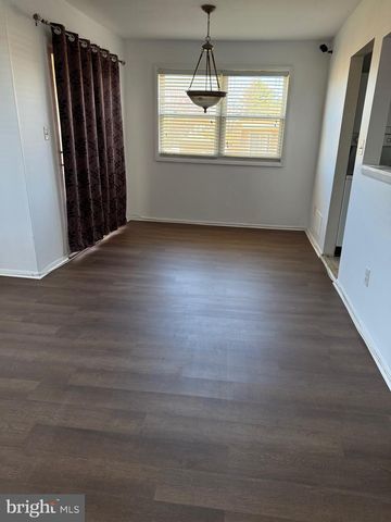 23-6 FLORENCE TOLLGATE, Florence, NJ 08518